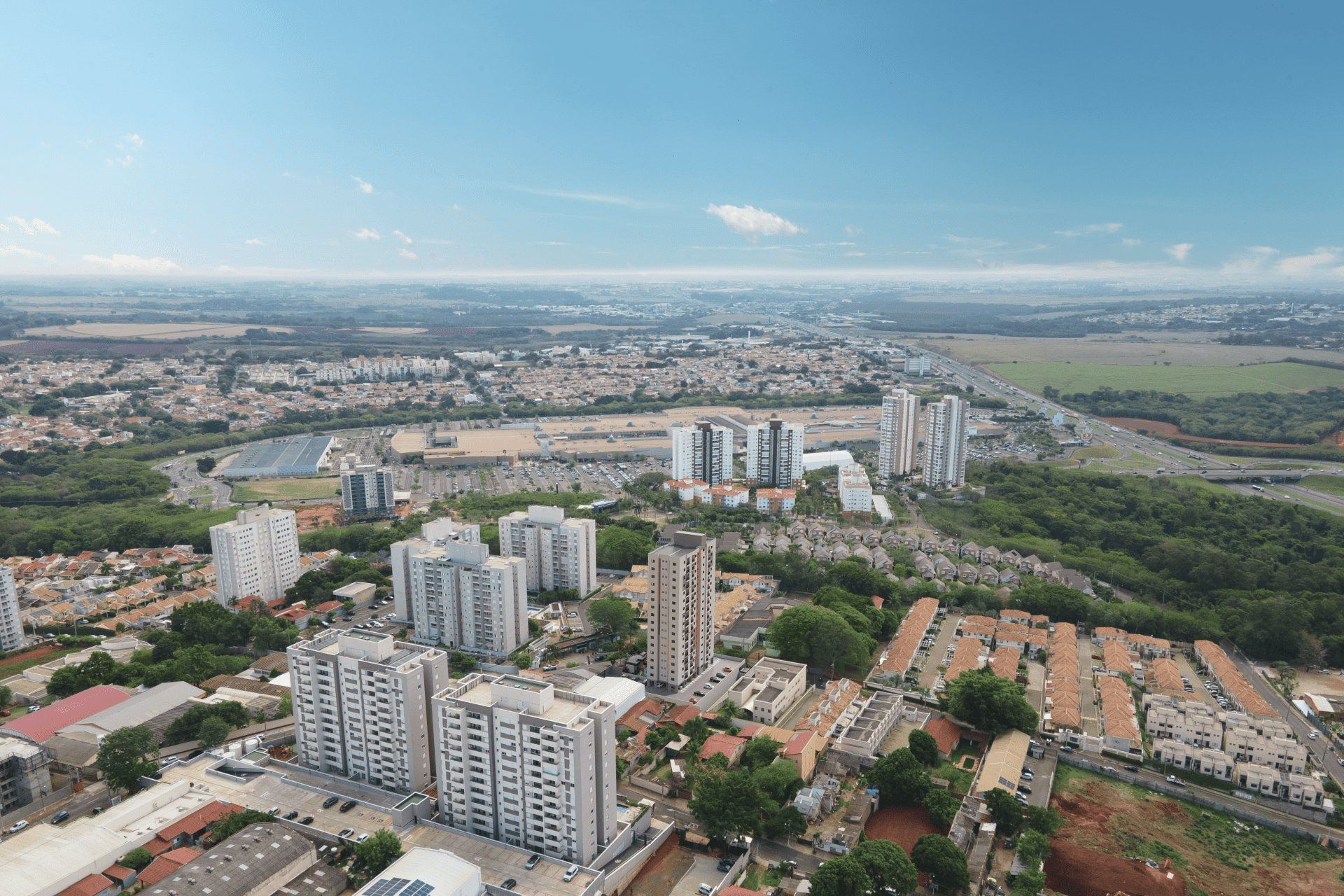 Perspectiva_FotoMontagem_Aérea_Livon_Mansões_HD copy